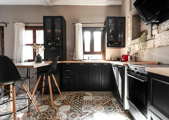 Kavos House شقة *